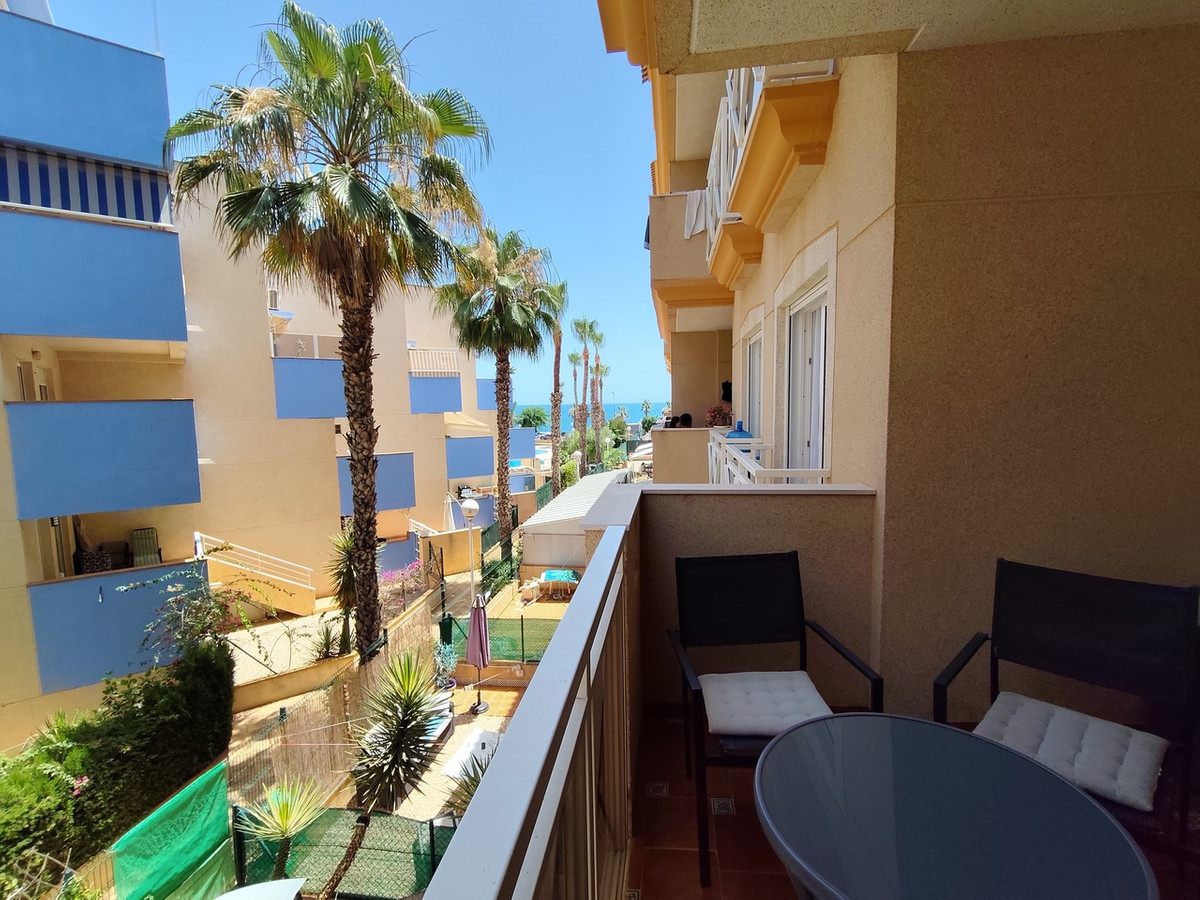 For sale - 2 Bedroom 2 Bathroom Apartment in Cabo Roig  - Cabo Roig  - Alicante