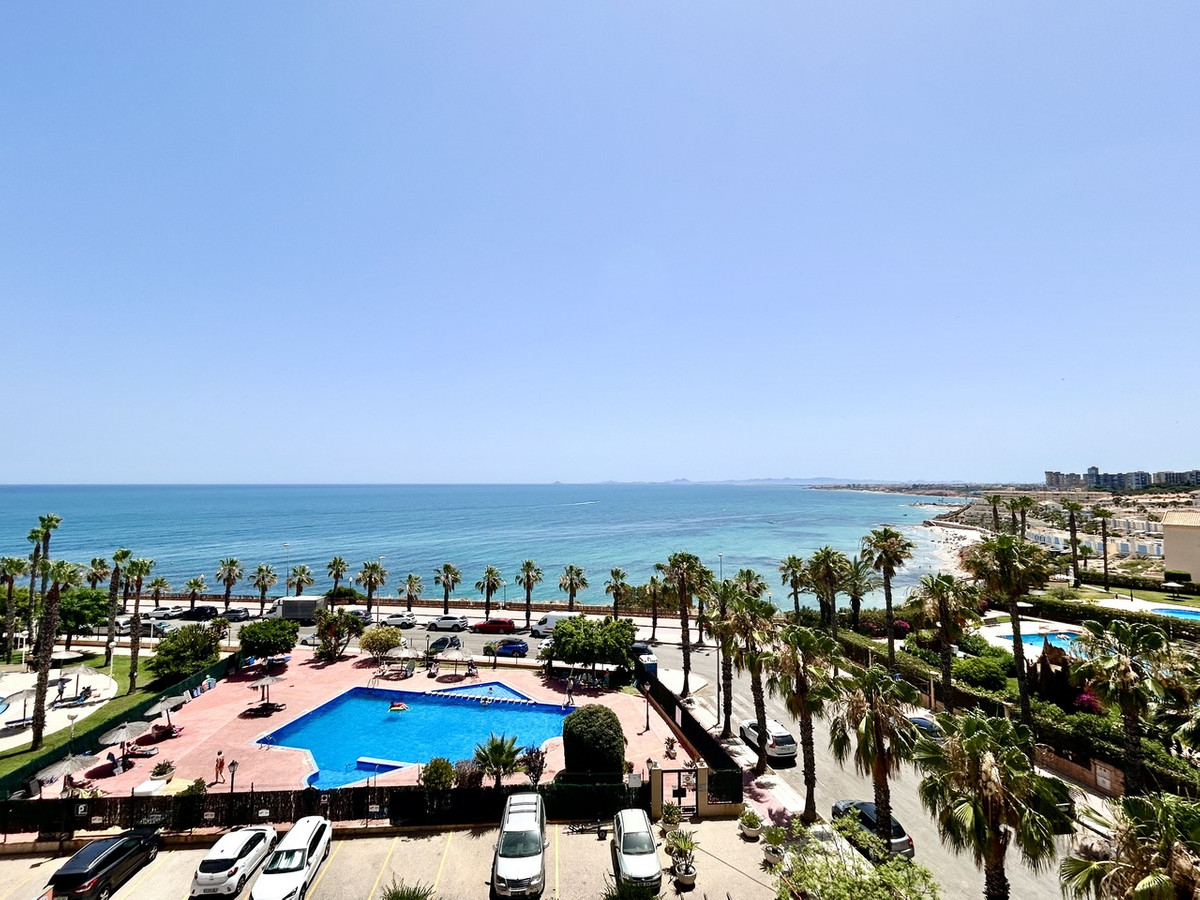 For sale - 2 Bedroom 2 Bathroom Apartment in Cabo Roig  - Cabo Roig  - Alicante