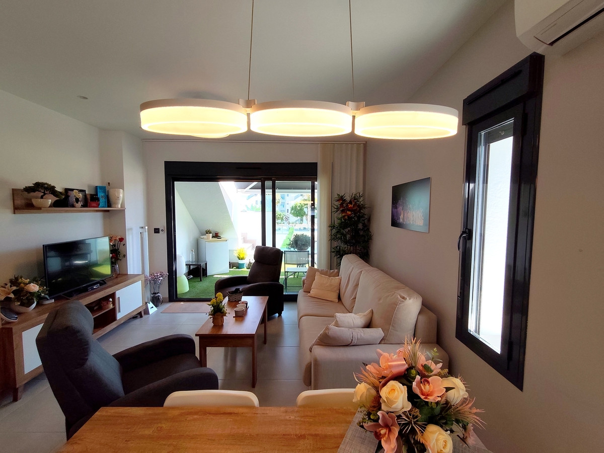 For sale - 3 Bedroom 2 Bathroom Apartment - Penthouse in Guardamar del Segura - Guardamar del Segura Centro  - Alicante