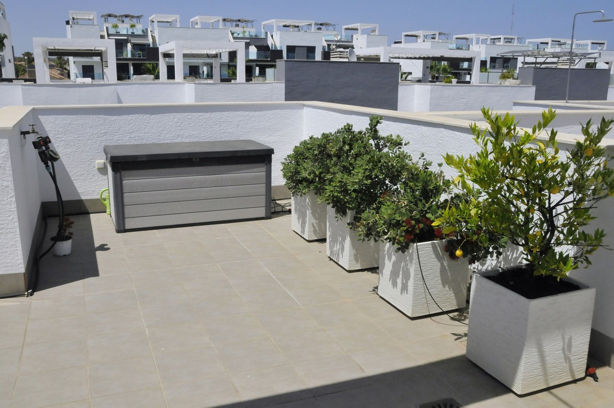 For sale - 3 Bedroom 2 Bathroom Apartment - Penthouse in Guardamar del Segura - Guardamar del Segura Centro  - Alicante