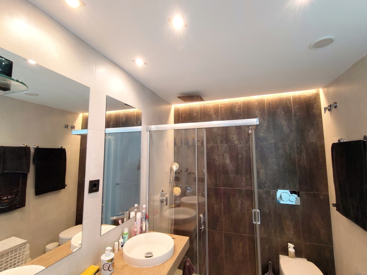 For sale - 3 Bedroom 2 Bathroom Apartment - Penthouse in Guardamar del Segura - Guardamar del Segura Centro  - Alicante