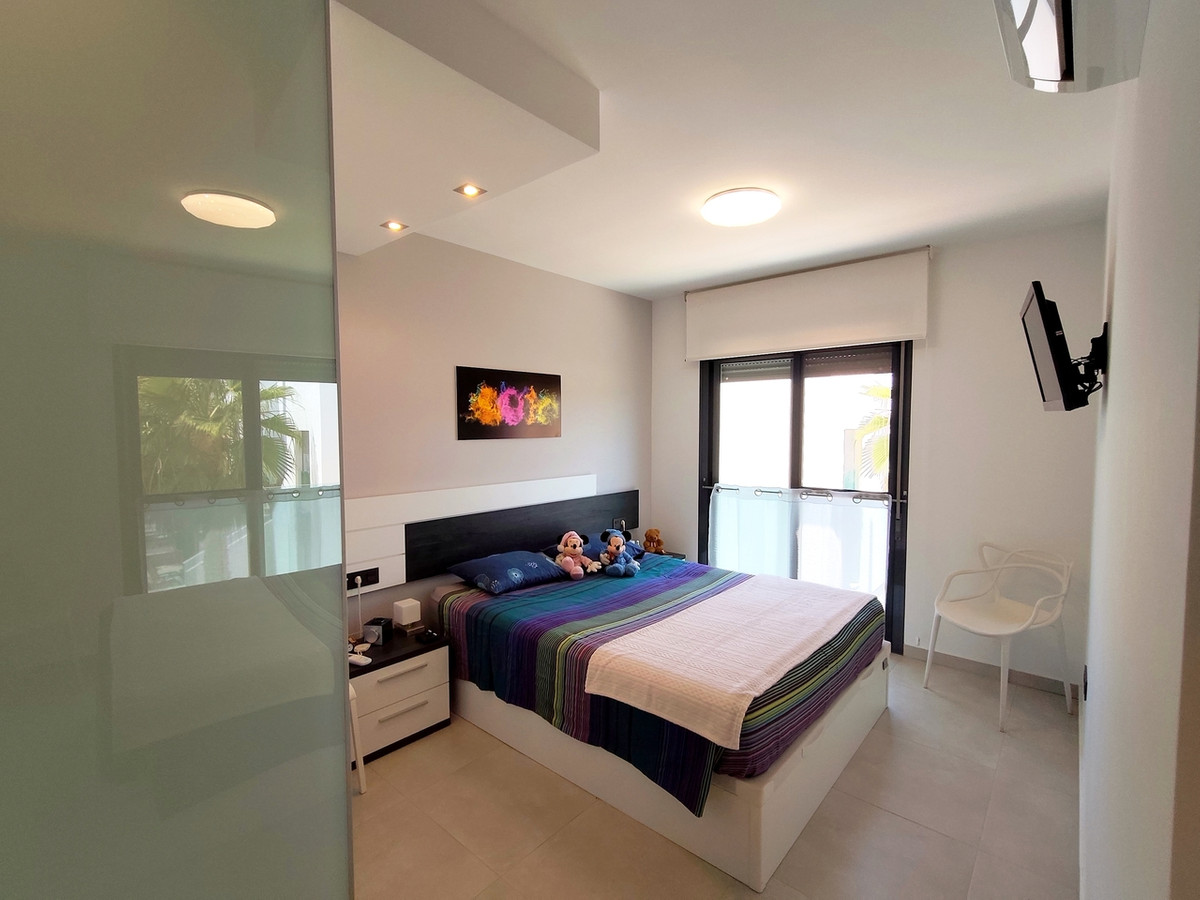 For sale - 3 Bedroom 2 Bathroom Apartment - Penthouse in Guardamar del Segura - Guardamar del Segura Centro  - Alicante
