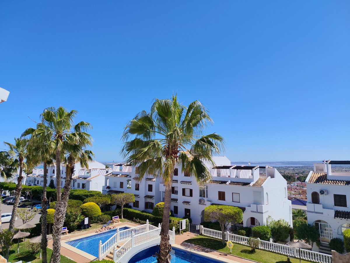 For sale - 2 Bedroom 2 Bathroom House - Bungalow in Rojales - Ciudad Quesada  - Alicante