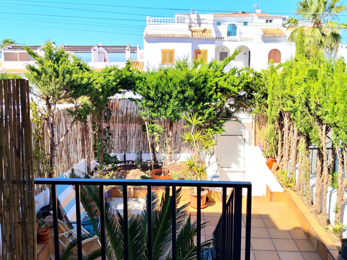 For sale - 2 Bedroom 2 Bathroom House - Bungalow in Rojales - Ciudad Quesada  - Alicante