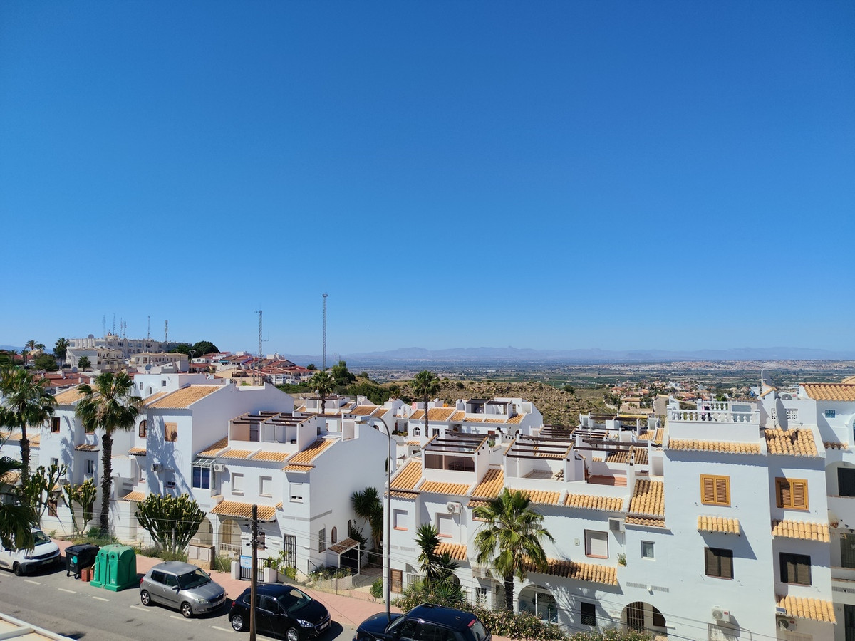 For sale - 2 Bedroom 2 Bathroom House - Bungalow in Rojales - Ciudad Quesada  - Alicante