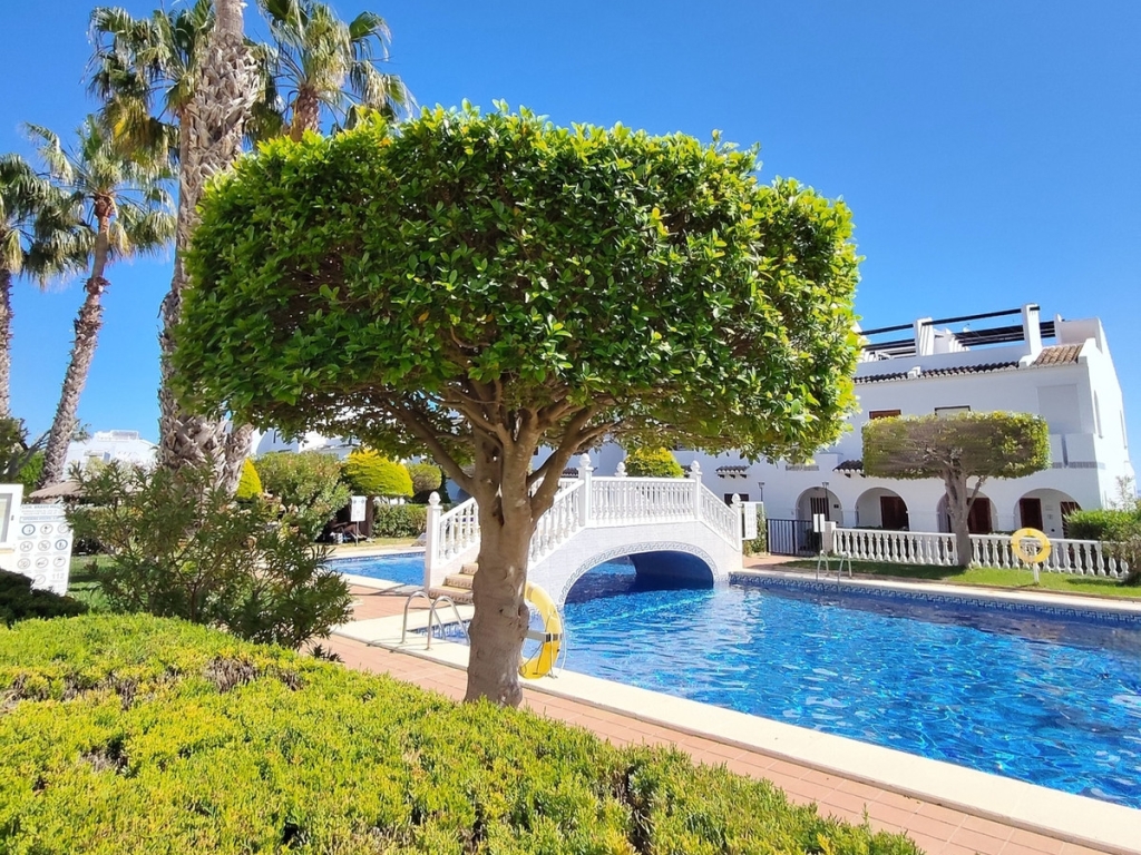 2 Bedroom 2 Bathroom House - Bungalow in Rojales