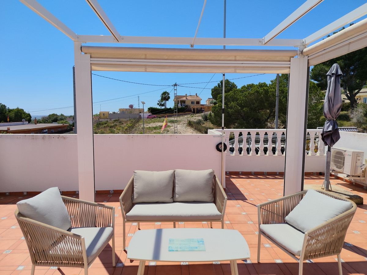 For sale - 3 Bedroom 2 Bathroom House - Detached Villa in San Miguel de Salinas - San Miguel de Salinas Centro  - Alicante