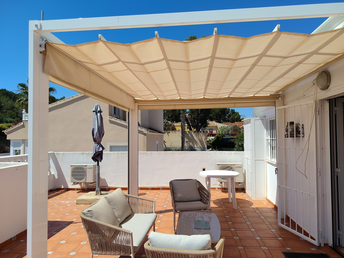 For sale - 3 Bedroom 2 Bathroom House - Detached Villa in San Miguel de Salinas - San Miguel de Salinas Centro  - Alicante