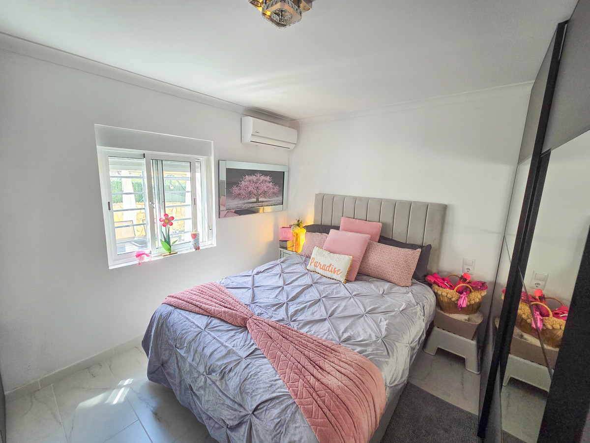 For sale - 3 Bedroom 1 Bathroom House - Detached Villa in Crevillente - Crevillent - Crevillente - Crevillent Centro  - Alicante