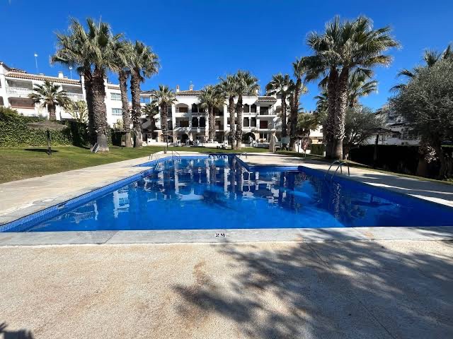 For sale - 2 Bedroom 1 Bathroom Apartment in Villamartin - , Villamartin, Alicante, Spain - Alicante