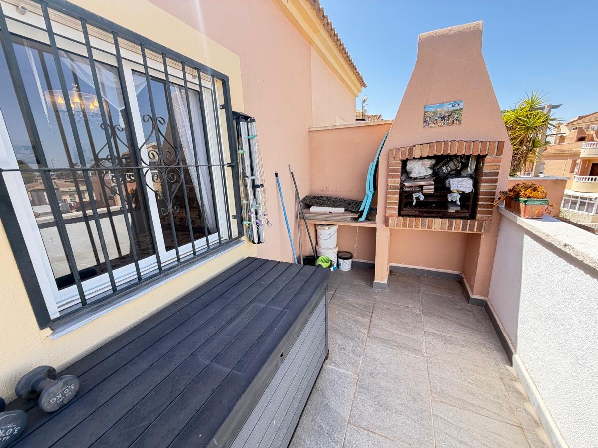 For sale - 3 Bedroom 2 Bathroom Apartment in Lomas de Cabo Roig - , Lomas de Cabo Roig, Alicante, Spain - Alicante