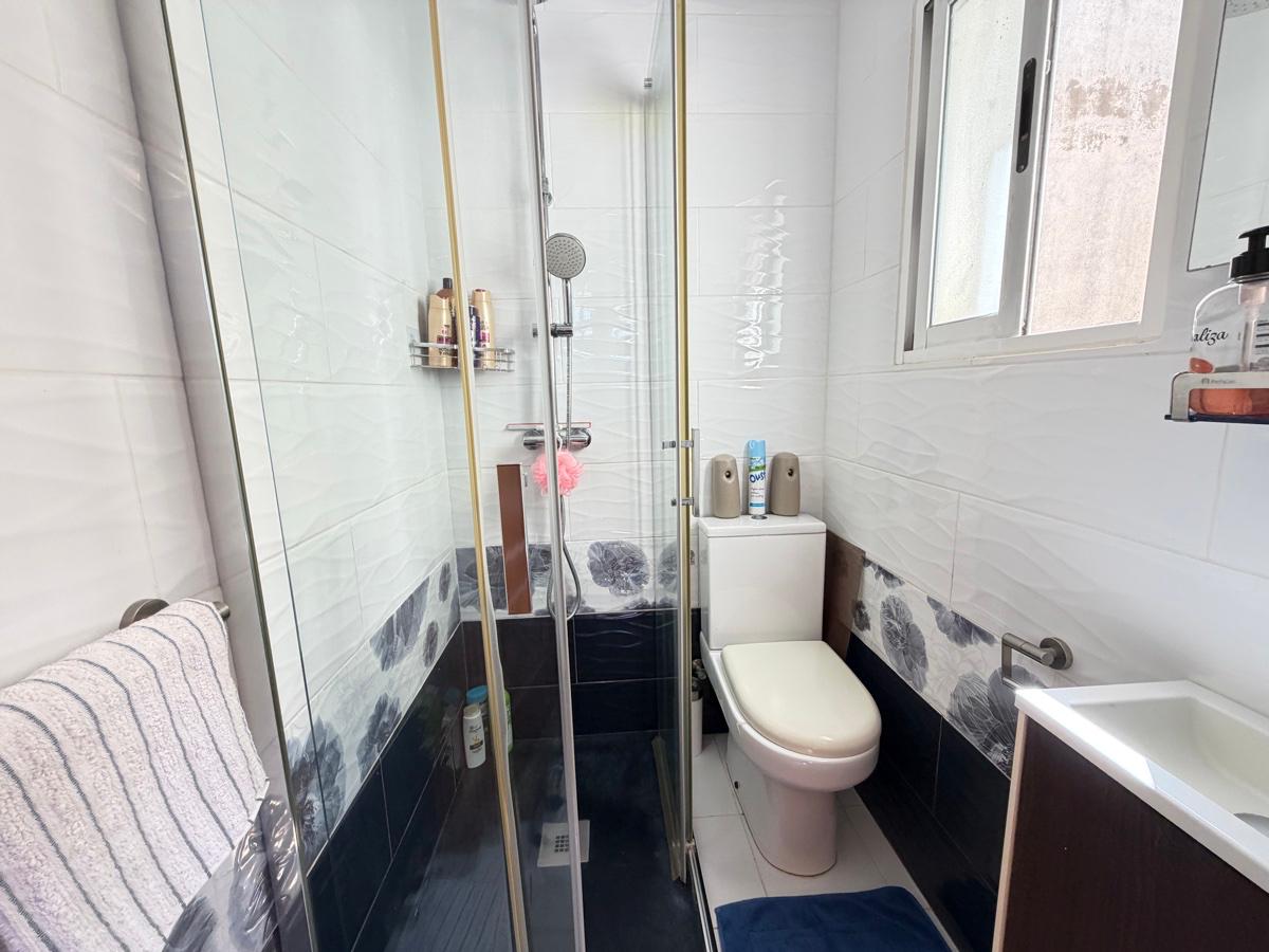 For sale - 3 Bedroom 2 Bathroom Apartment in Lomas de Cabo Roig - , Lomas de Cabo Roig, Alicante, Spain - Alicante