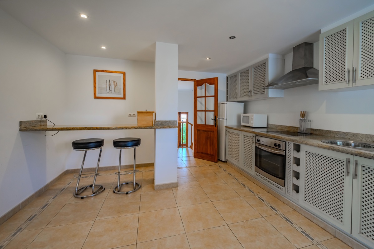 For sale - 4 Bedroom 3 Bathroom Villa in Cabo Roig - , Cabo Roig, Alicante, Spain - Alicante