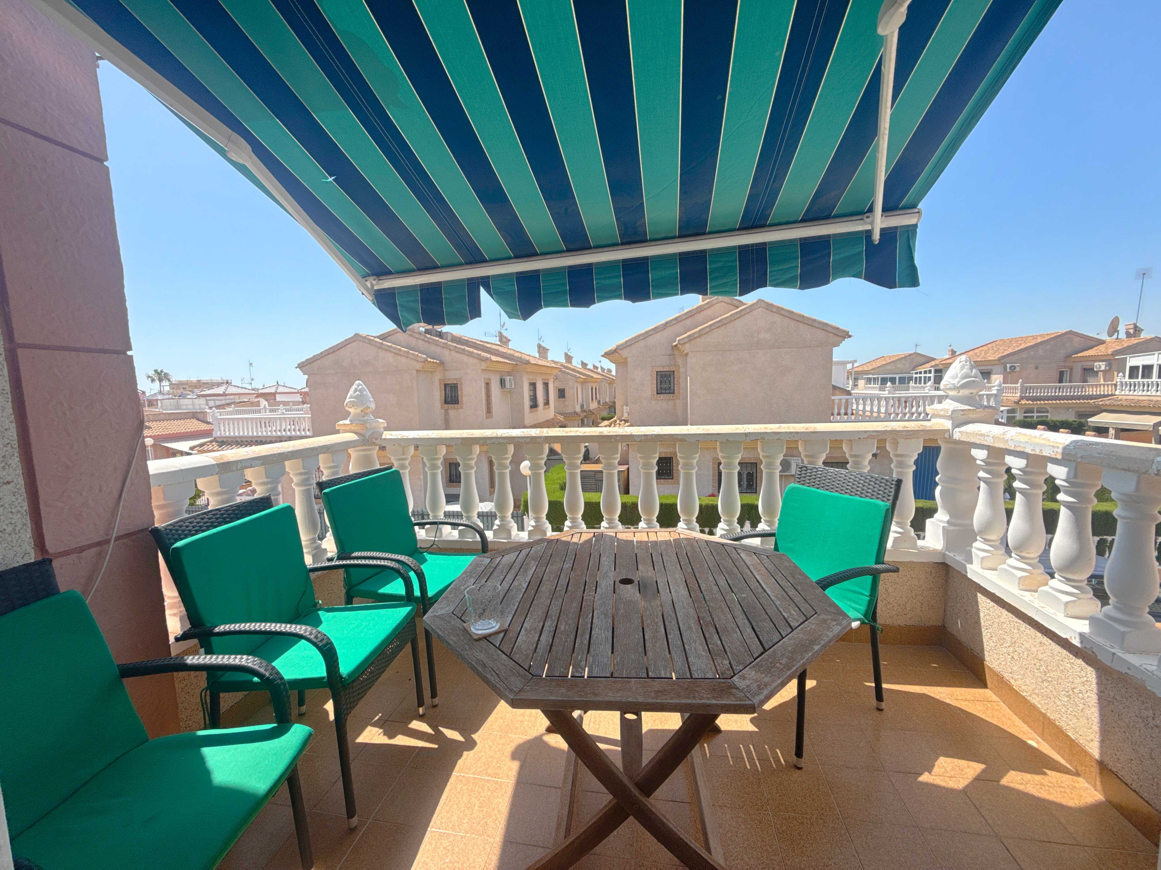 For sale - 2 Bedroom 1 Bathroom Penthouse in Playa Flamenca -  - Alicante