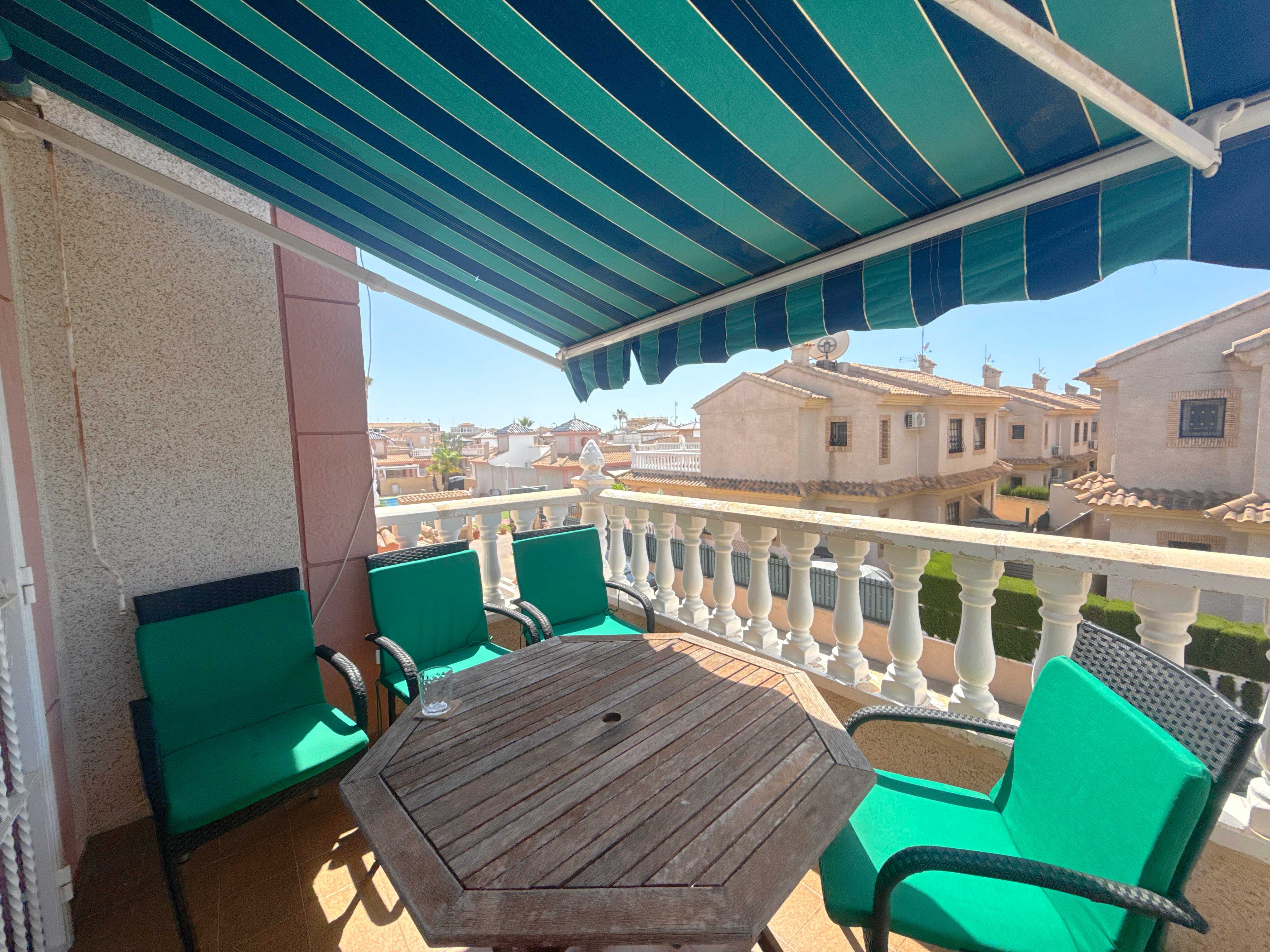 For sale - 2 Bedroom 1 Bathroom Penthouse in Playa Flamenca -  - Alicante