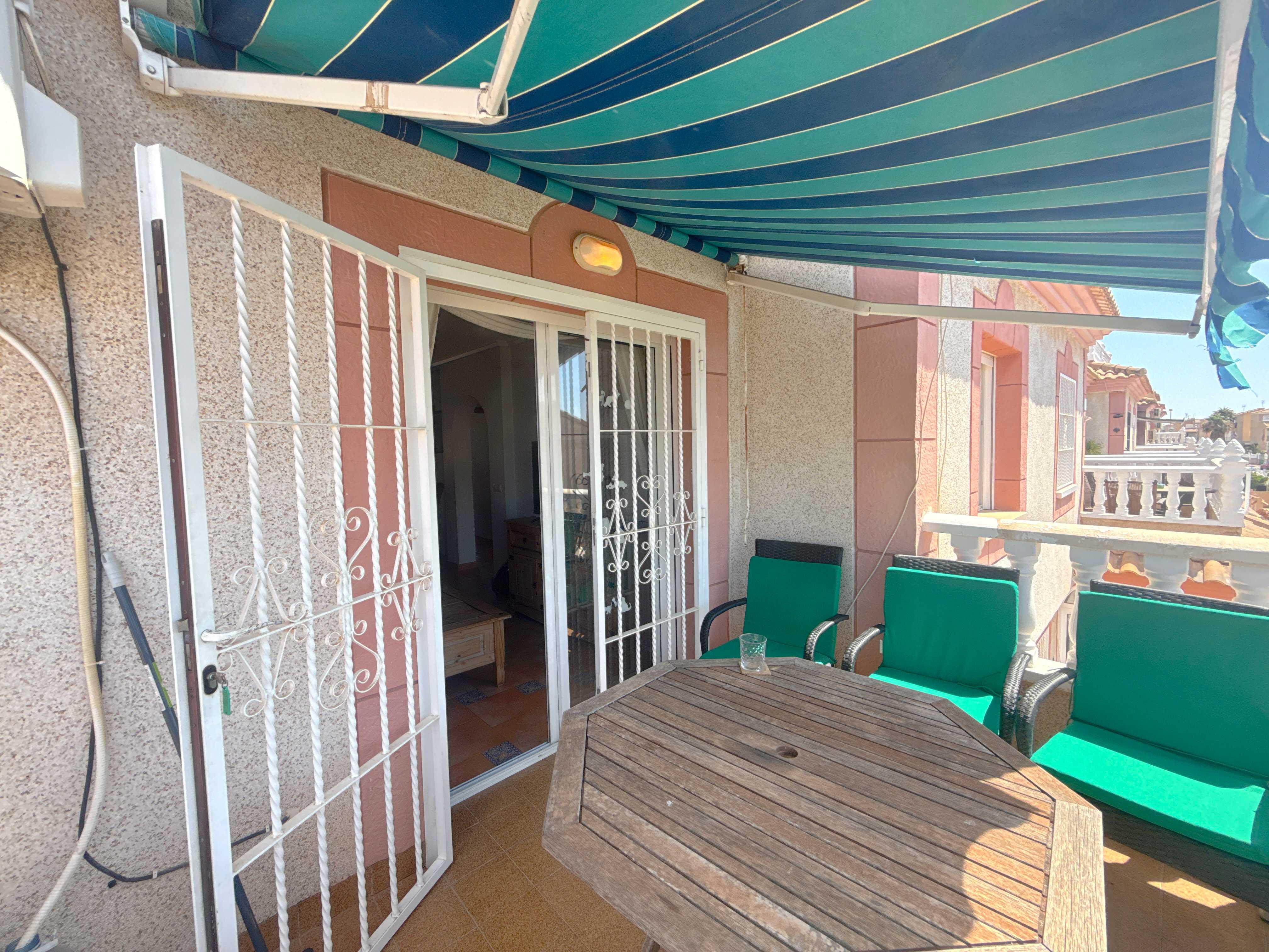 For sale - 2 Bedroom 1 Bathroom Penthouse in Playa Flamenca -  - Alicante