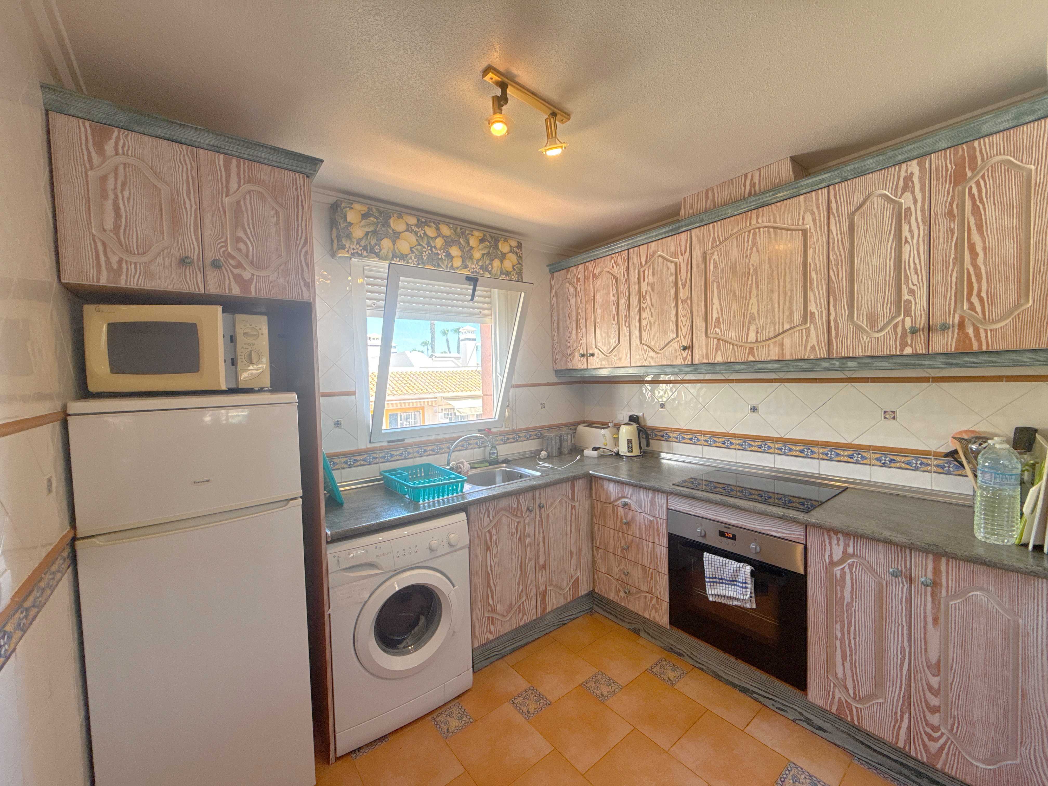 For sale - 2 Bedroom 1 Bathroom Penthouse in Playa Flamenca -  - Alicante