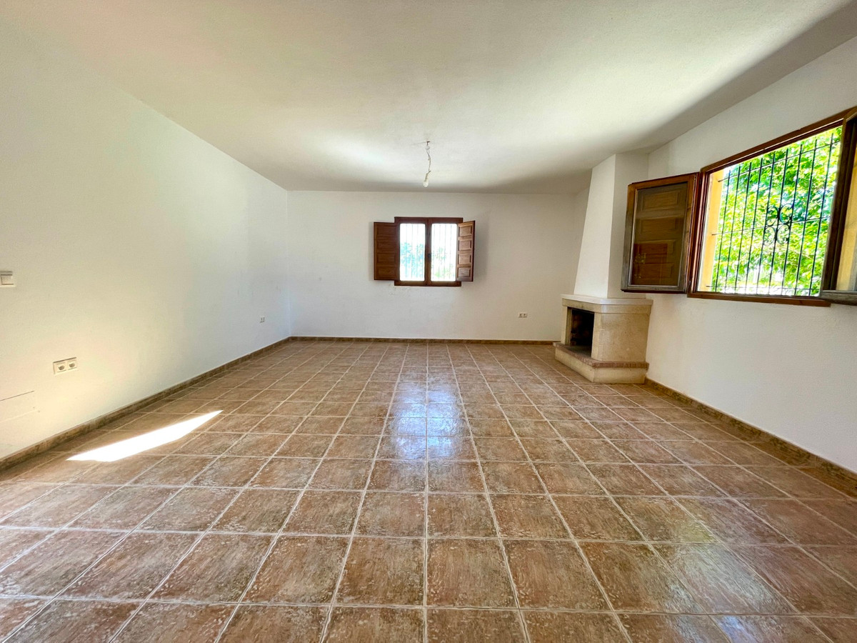 For sale - 4 Bedroom 3 Bathroom House - Detached Villa in Catral - Catral Centro  - Alicante