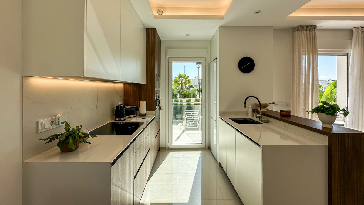 For sale - 2 Bedroom 2 Bathroom House - Bungalow in Rojales - Ciudad Quesada  - Alicante