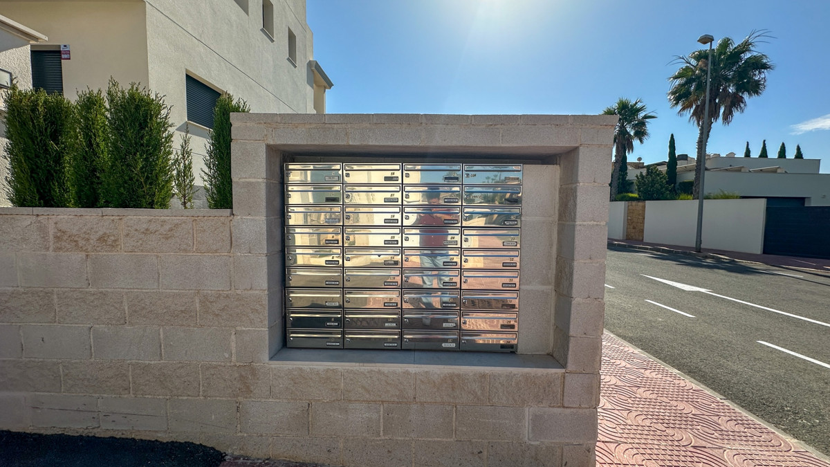 For sale - 2 Bedroom 2 Bathroom House - Bungalow in Rojales - Ciudad Quesada  - Alicante