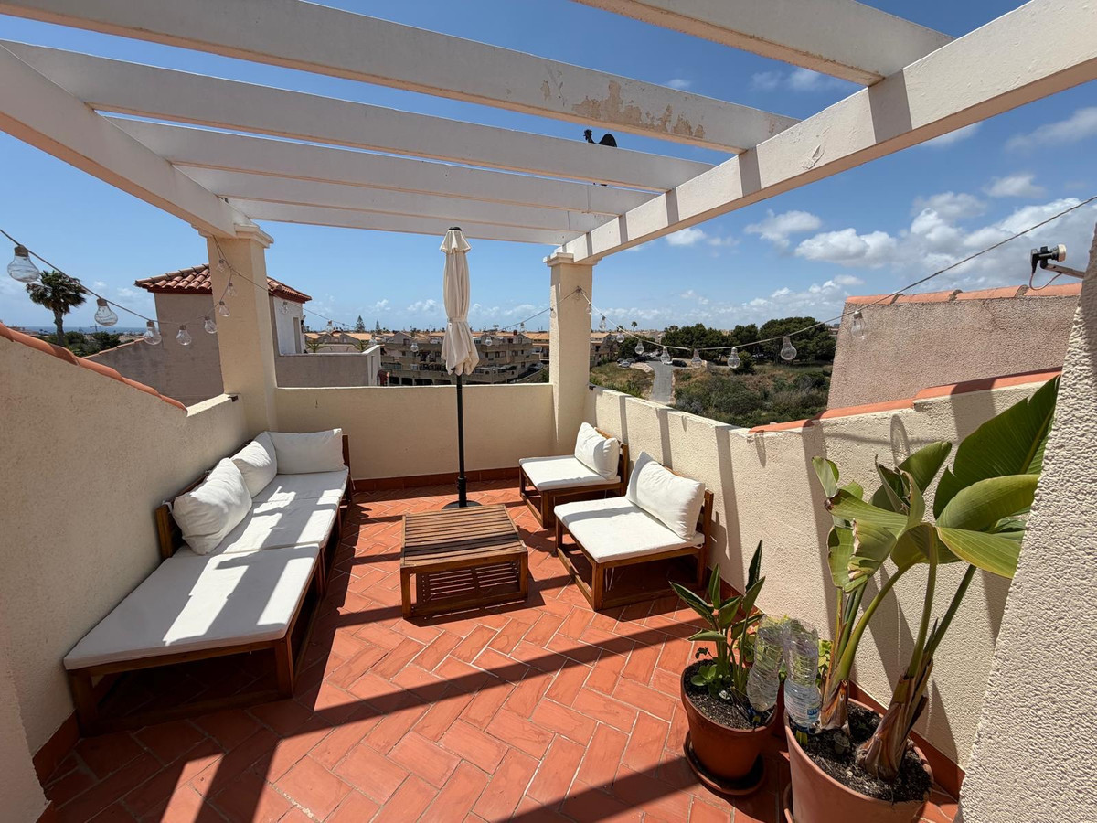 For sale - 2 Bedroom 1 Bathroom House - Bungalow in Orihuela - Playa Flamenca  - Alicante