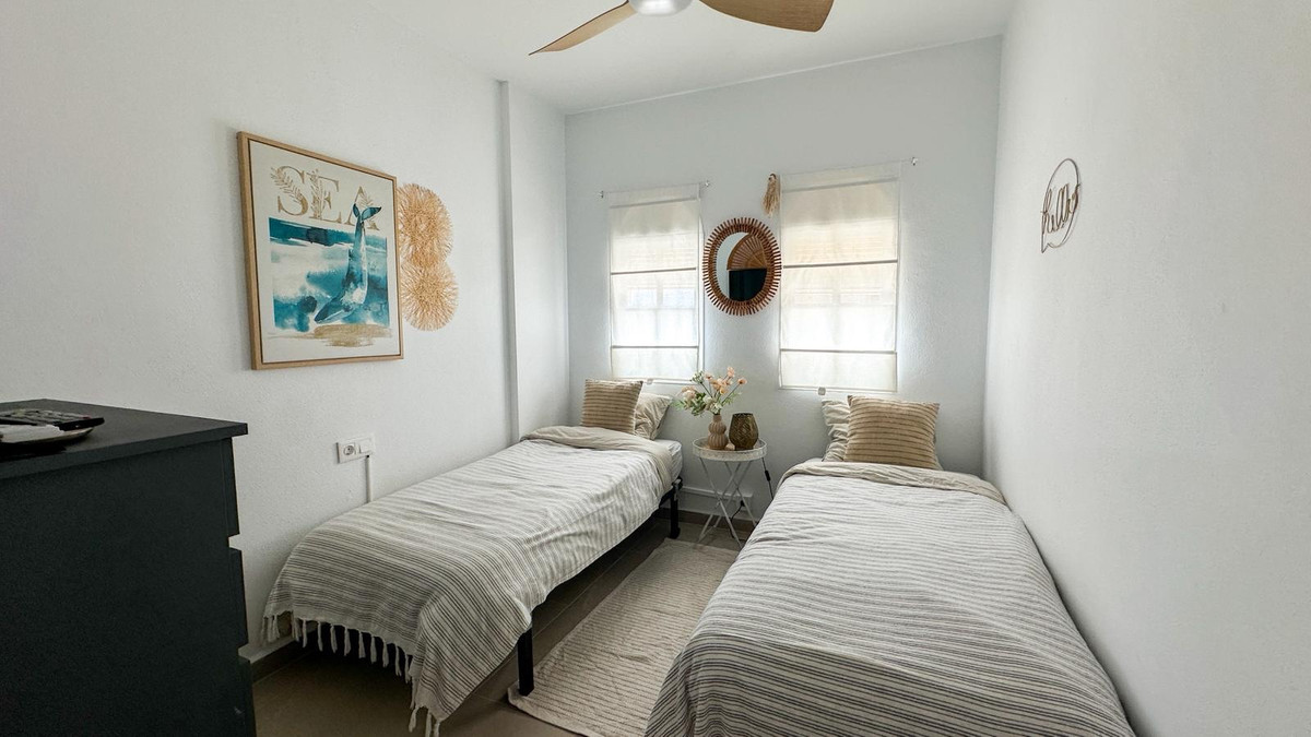 For sale - 2 Bedroom 1 Bathroom House - Bungalow in Orihuela - Playa Flamenca  - Alicante