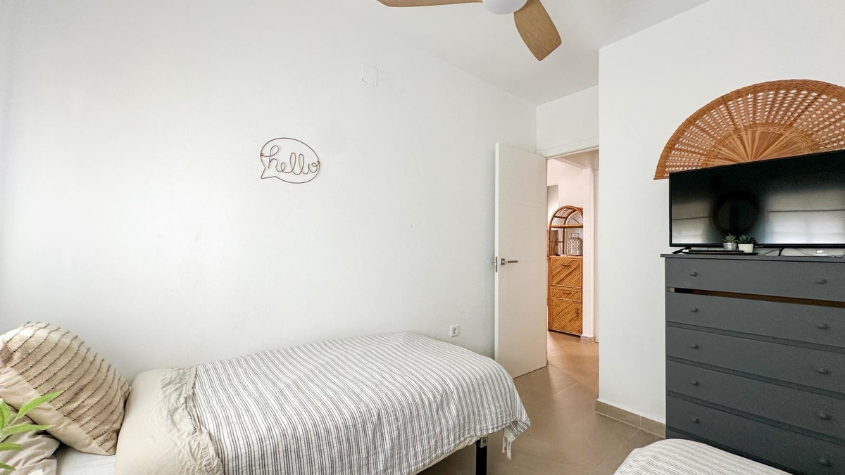 For sale - 2 Bedroom 1 Bathroom House - Bungalow in Orihuela - Playa Flamenca  - Alicante