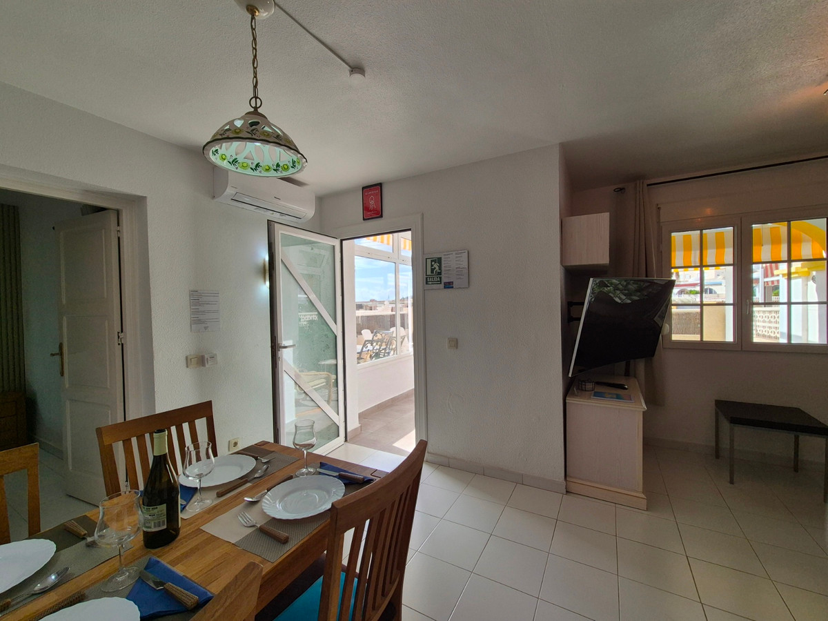 For sale - 1 Bedroom 1 Bathroom Ground floor apartment in Villamartin - San Miguel de Salinas Centro  - Alicante
