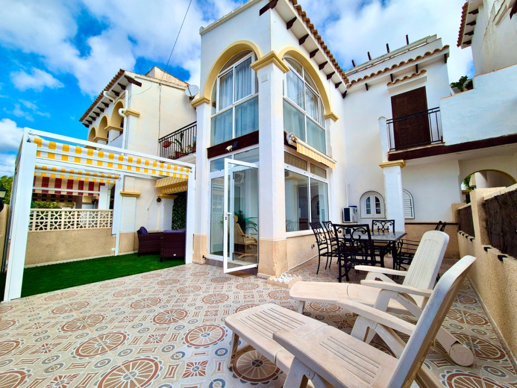 1 Bedroom 1 Bathroom Apartment in Villamartin