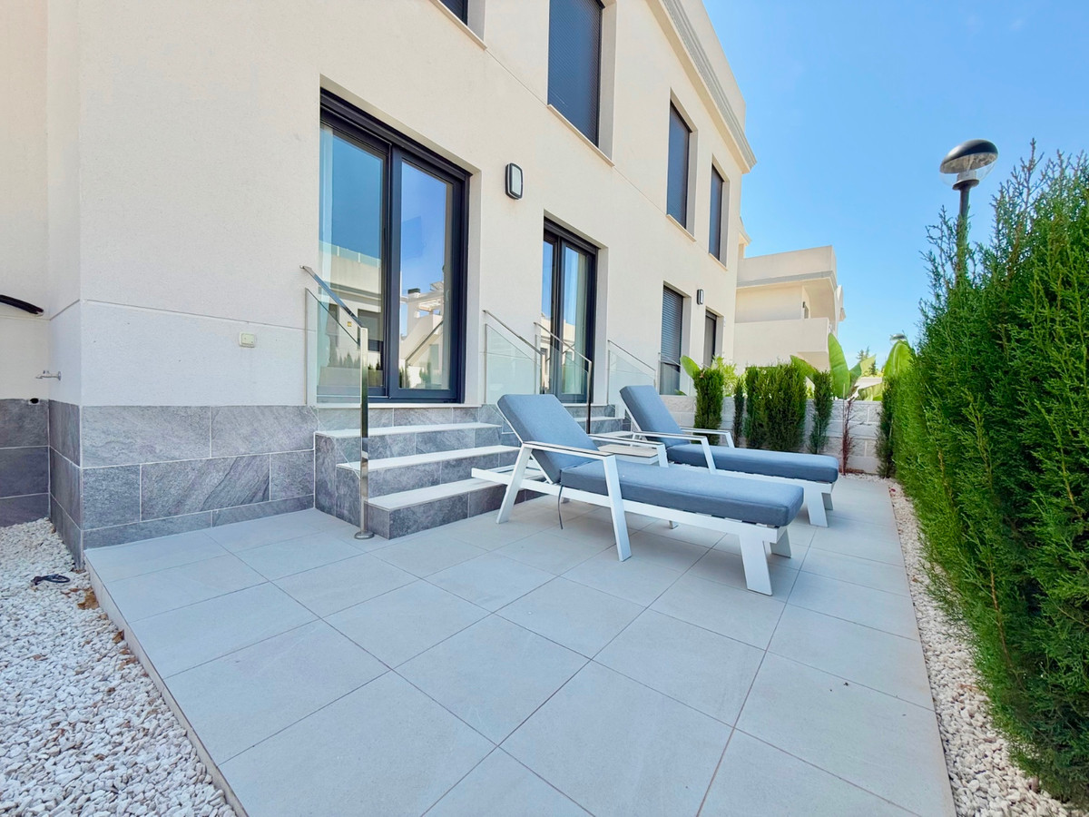 For sale - 2 Bedroom 2 Bathroom Apartment - Ground Floor Apartment in Rojales - Ciudad Quesada  - Alicante