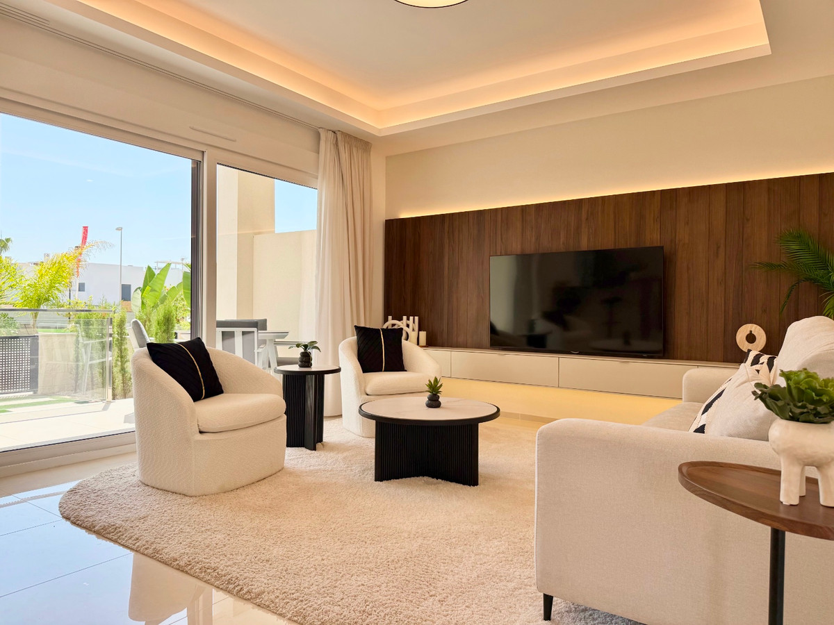 For sale - 2 Bedroom 2 Bathroom Apartment - Ground Floor Apartment in Rojales - Ciudad Quesada  - Alicante