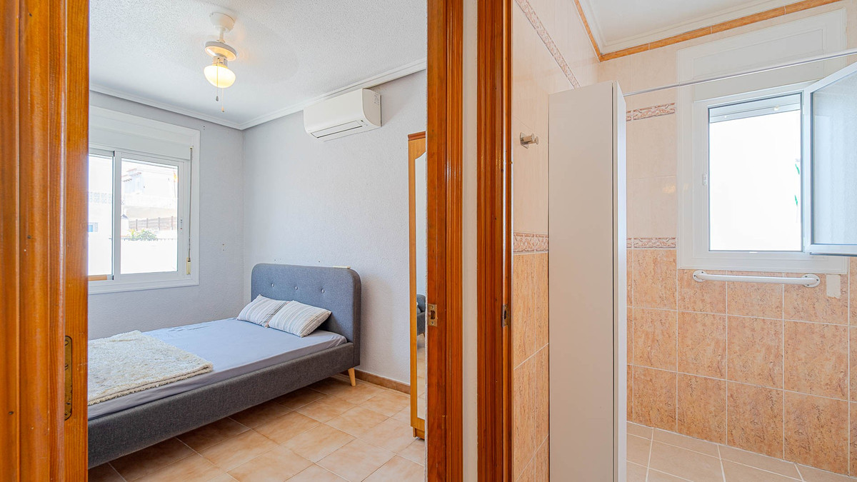 For sale - 2 Bedroom 1 Bathroom Bungalow in Ciudad Quesada  - Ciudad Quesada  - Alicante