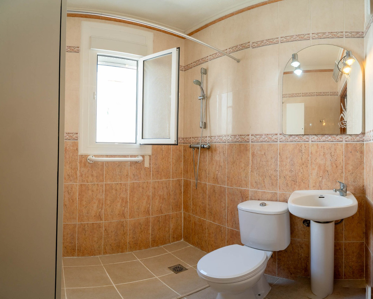 For sale - 2 Bedroom 1 Bathroom Bungalow in Ciudad Quesada  - Ciudad Quesada  - Alicante