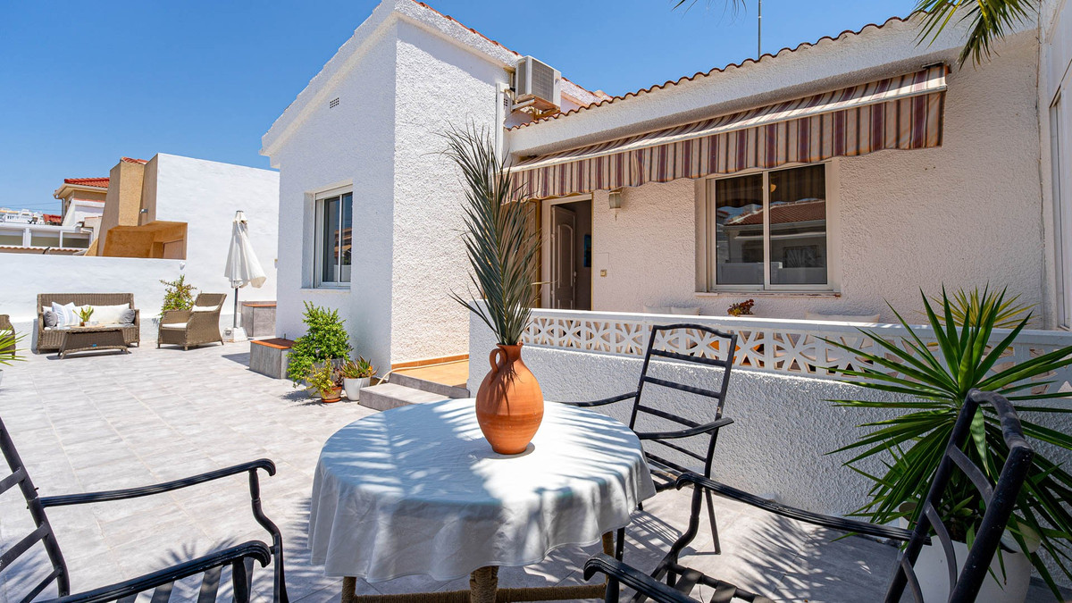 For sale - 2 Bedroom 1 Bathroom Bungalow in Ciudad Quesada  - Ciudad Quesada  - Alicante
