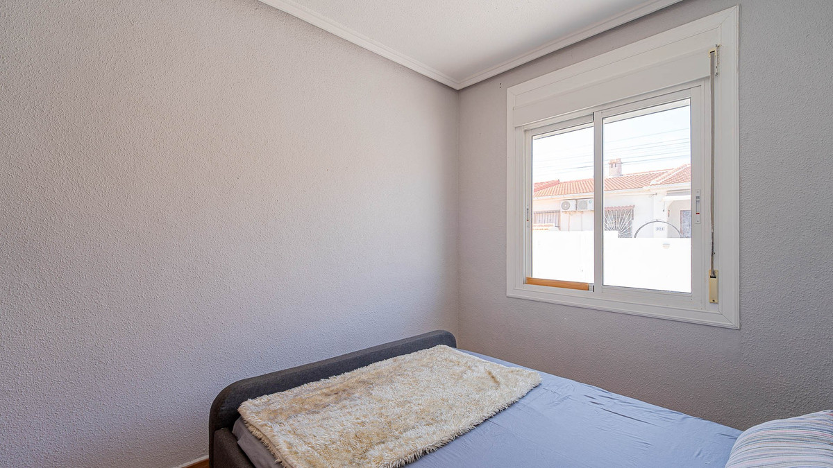 For sale - 2 Bedroom 1 Bathroom Bungalow in Ciudad Quesada  - Ciudad Quesada  - Alicante