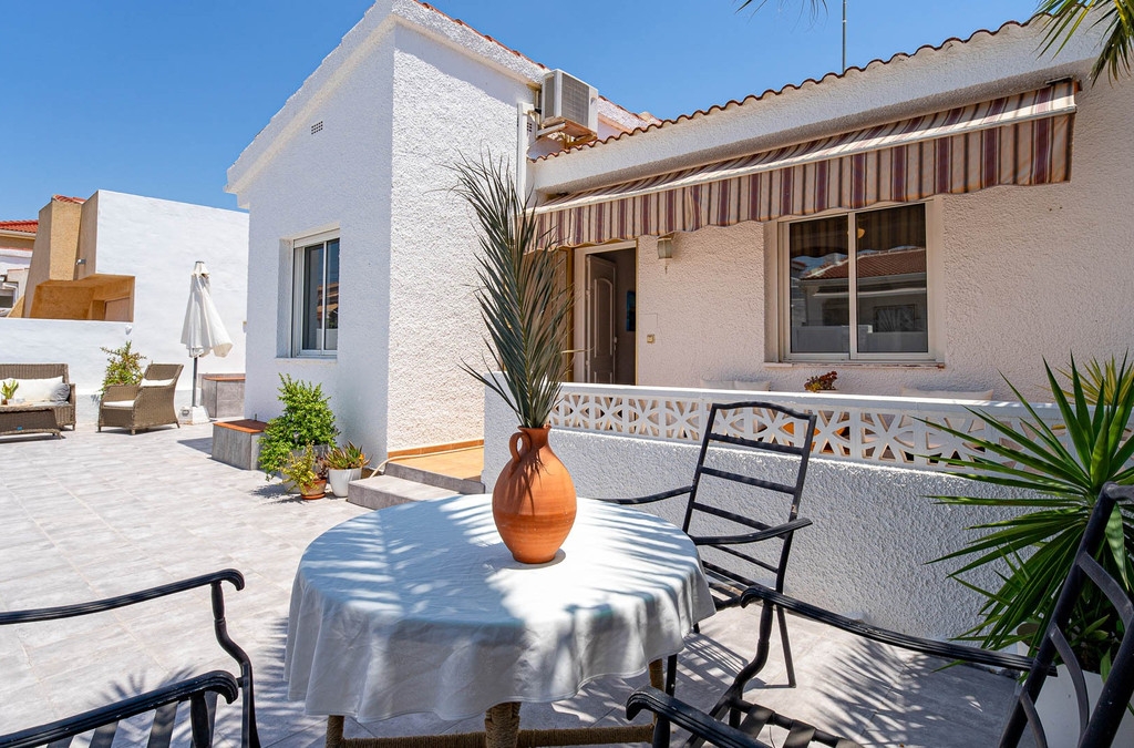 2 Bedroom 1 Bathroom House - Bungalow in Ciudad Quesada