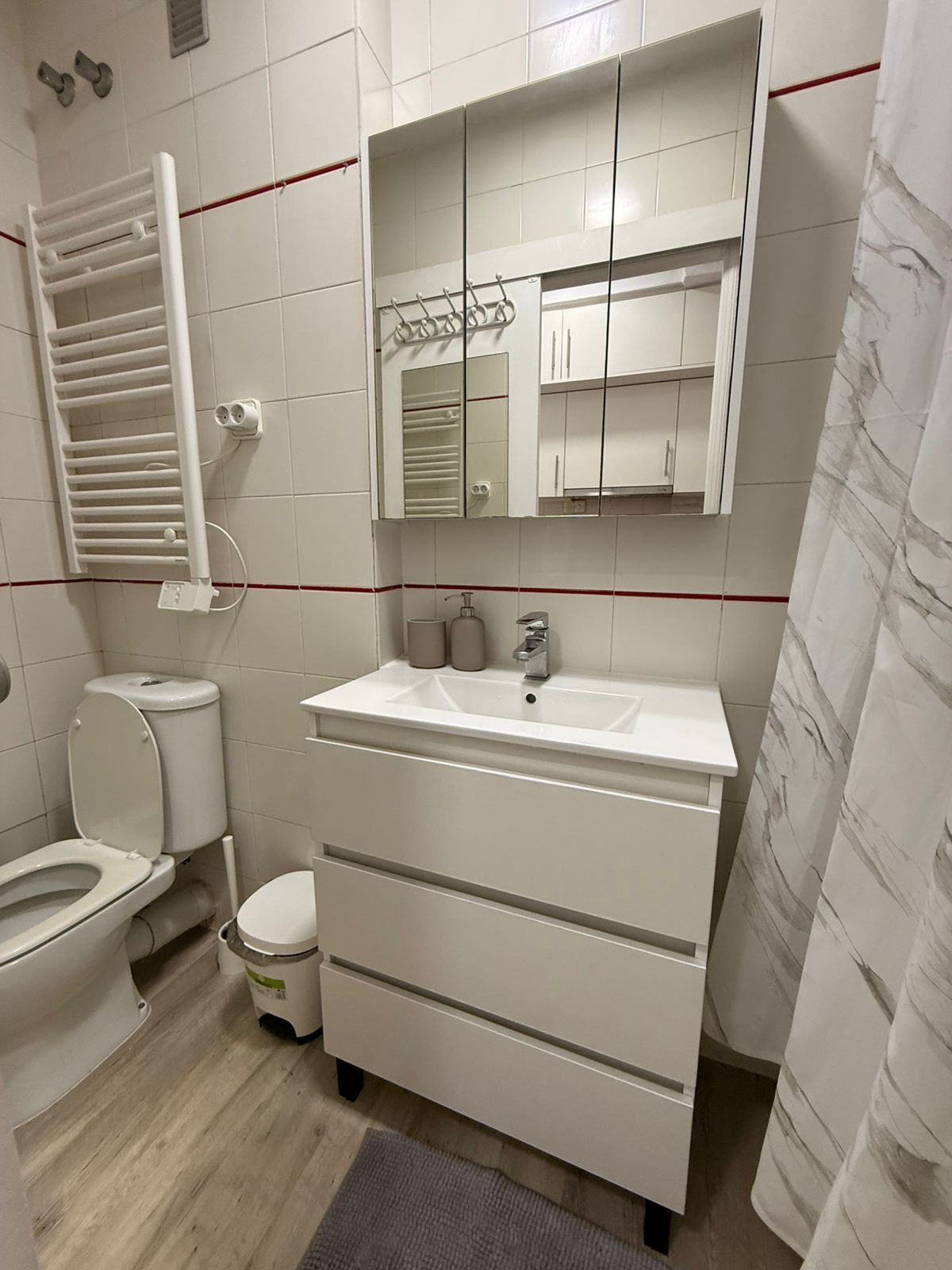 For sale - 1 Bedroom 1 Bathroom Apartment - Top Floor Studio in Torrevieja - Torrevieja Centro  - Alicante