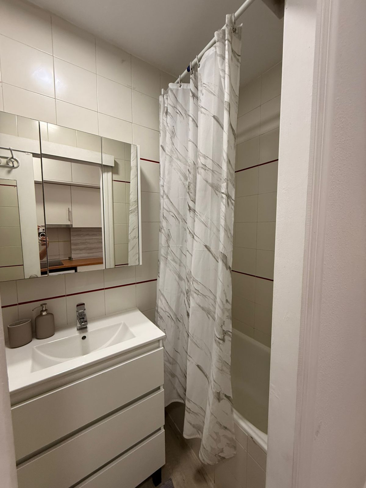 For sale - 1 Bedroom 1 Bathroom Apartment - Top Floor Studio in Torrevieja - Torrevieja Centro  - Alicante