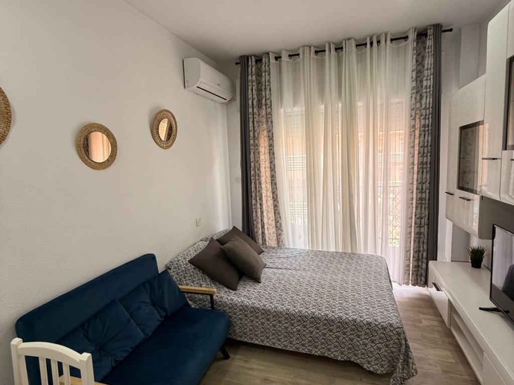 1 Bedroom 1 Bathroom Apartment - Top Floor Studio in Torrevieja