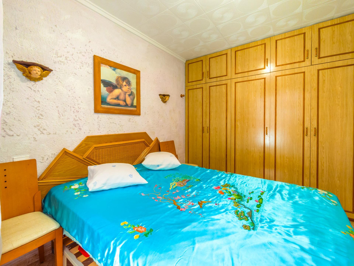 For sale - 2 Bedroom 2 Bathroom Bungalow in Torrevieja - Torrevieja Centro  - Alicante