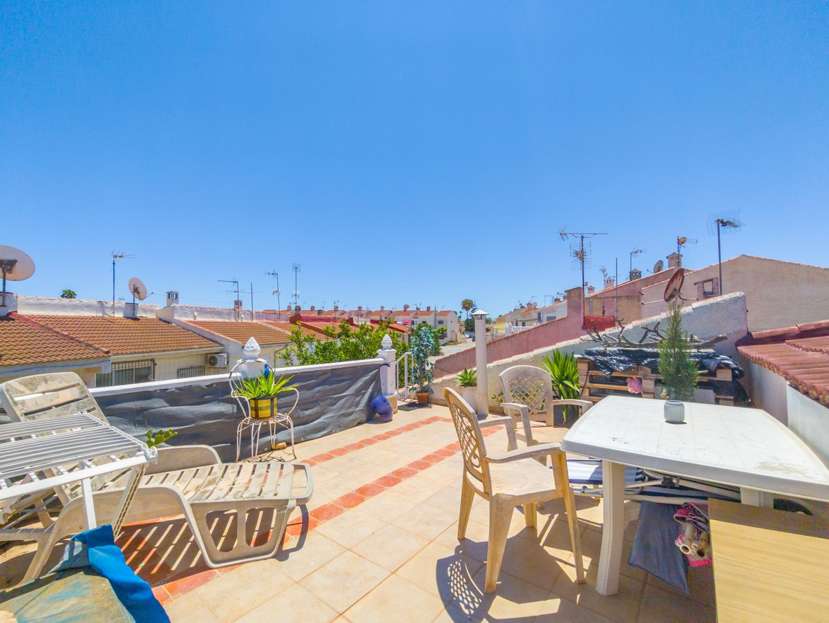 For sale - 2 Bedroom 2 Bathroom Bungalow in Torrevieja - Torrevieja Centro  - Alicante