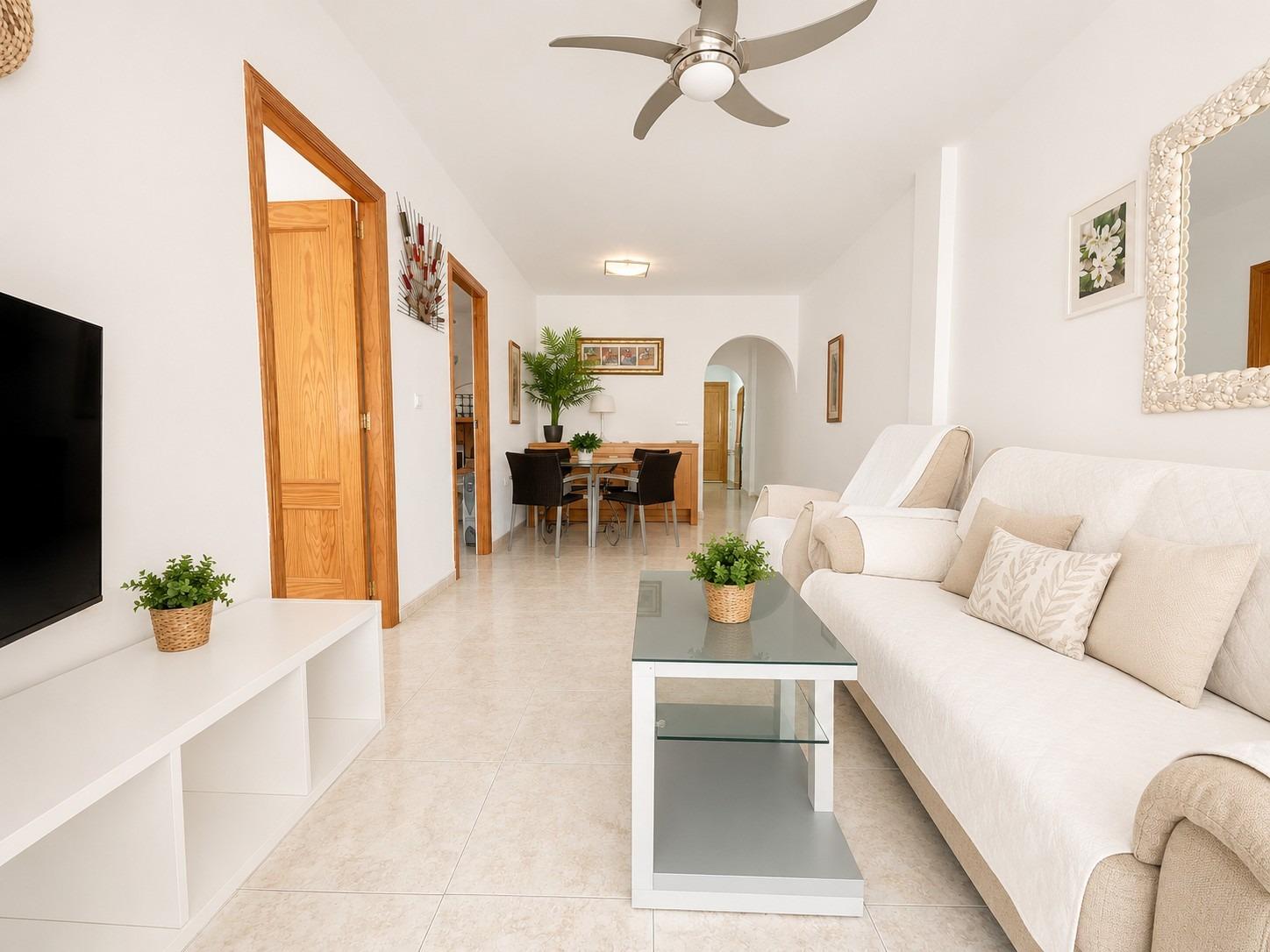 Apartment in Dehesa de Campoamor - Image 2