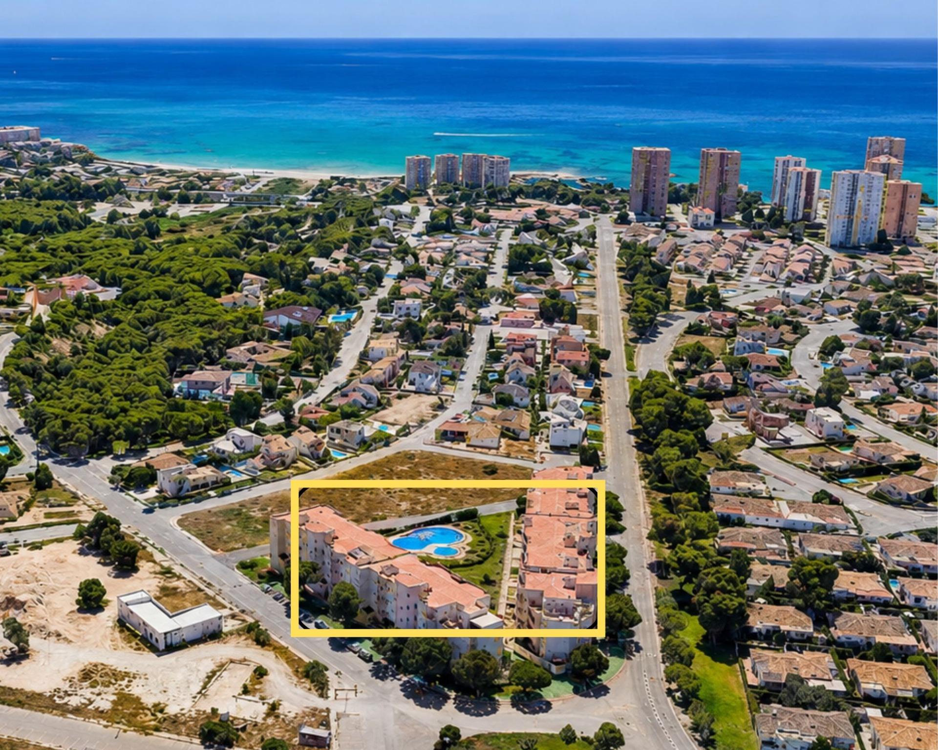 For sale - 2 Bedroom 1 Bathroom Apartment in Dehesa de campoamor - Campoamor  - Alicante