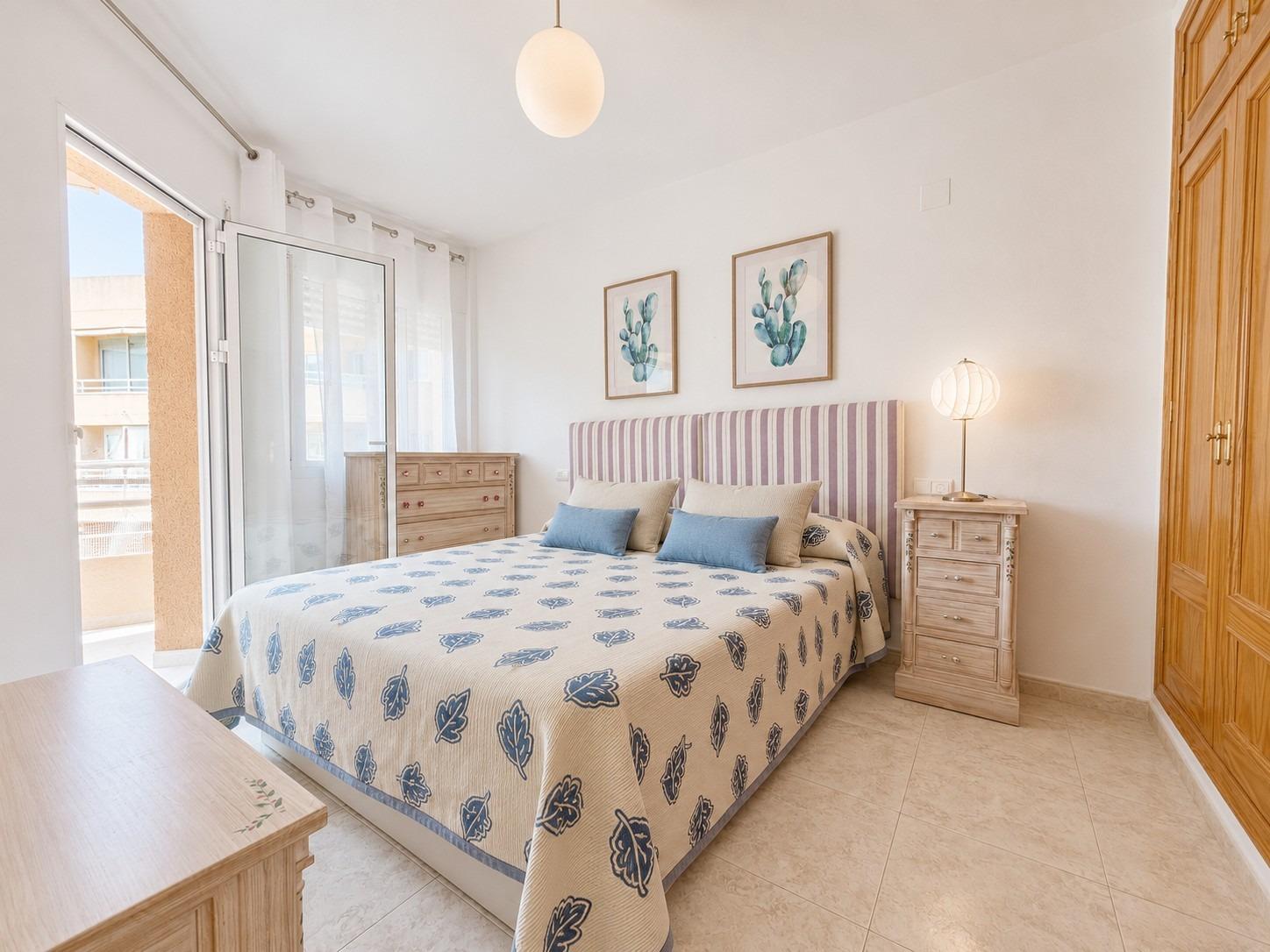 For sale - 2 Bedroom 1 Bathroom Apartment in Dehesa de campoamor - Campoamor  - Alicante