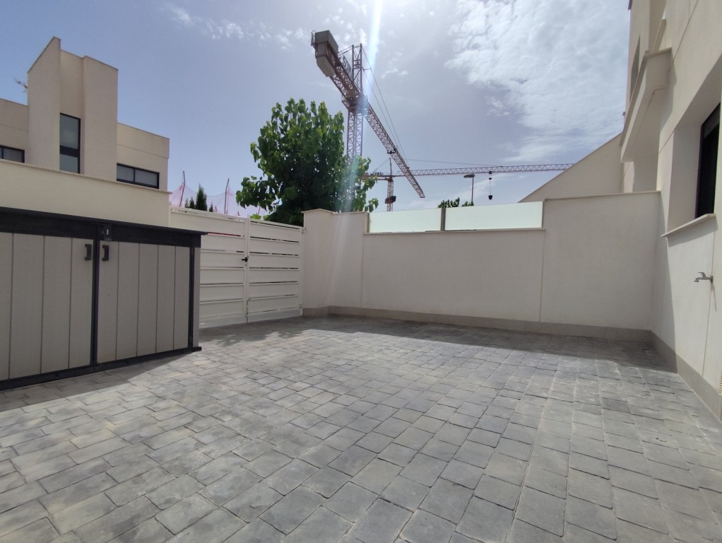 For sale - 3 Bedroom 2 Bathroom Villa in Pilar de la Horadada -  - Alicante