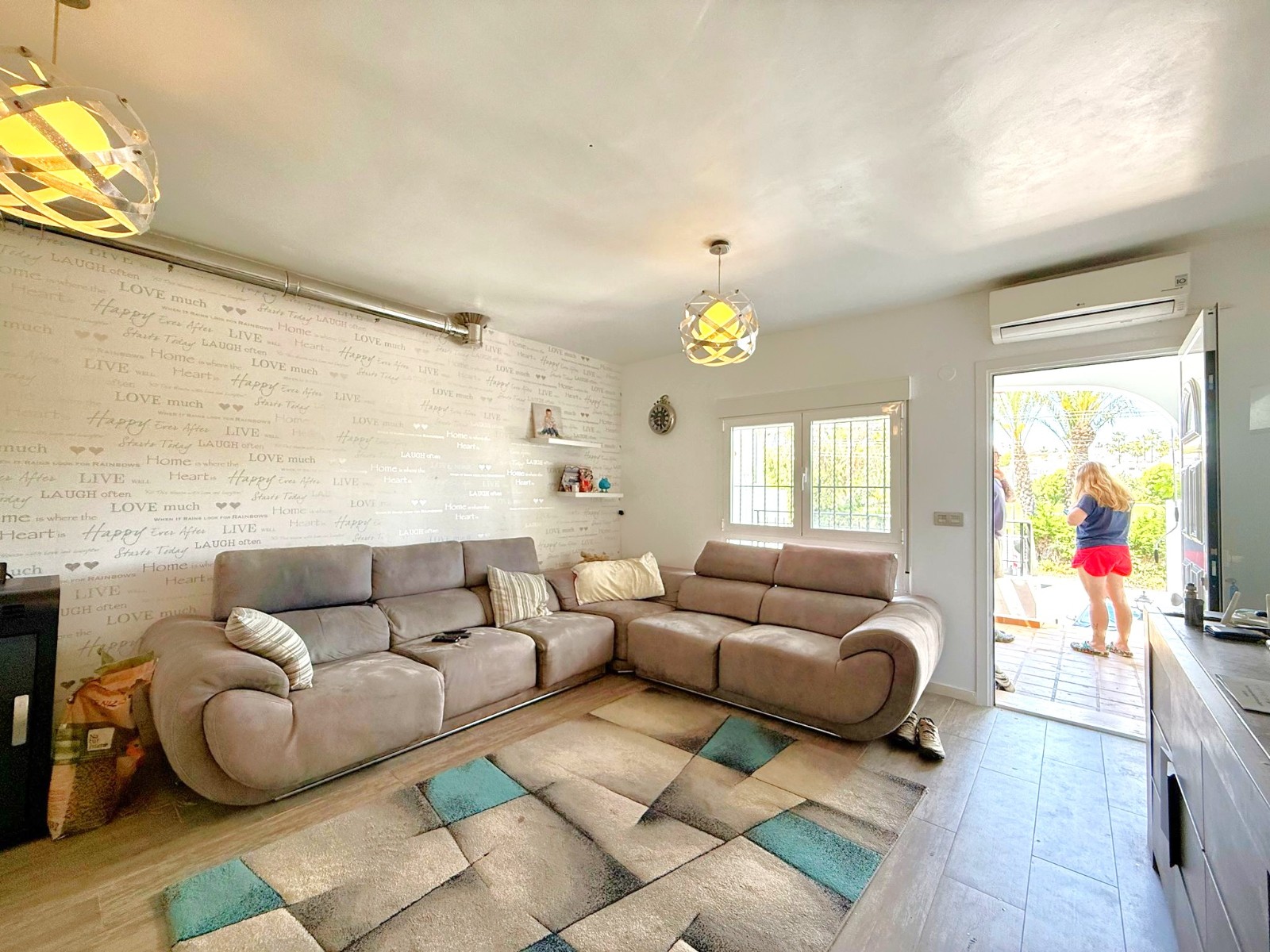 For sale - 3 Bedroom 3 Bathroom Townhouse in Villamartín - Villamartín  - Alicante