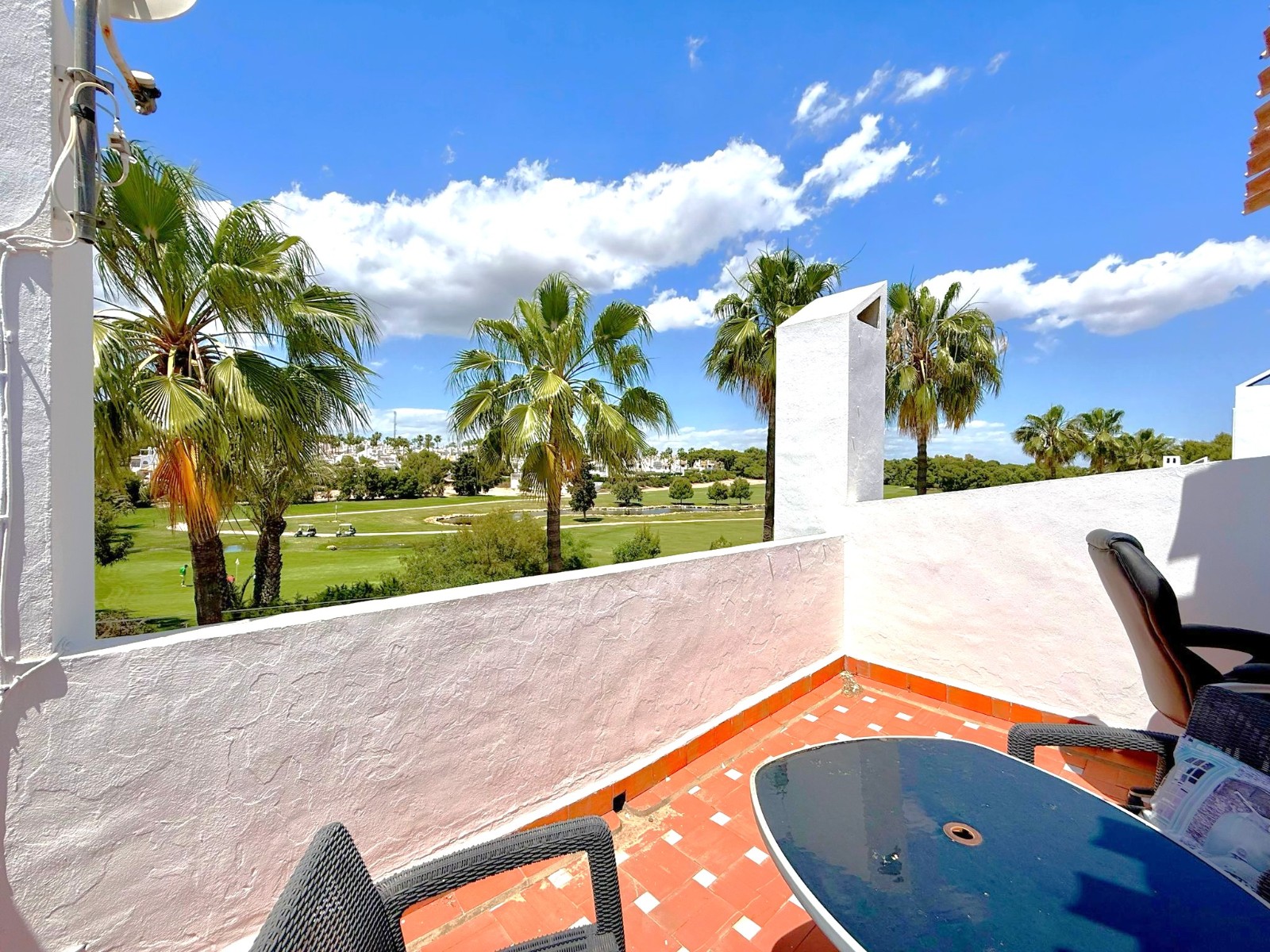 For sale - 3 Bedroom 3 Bathroom Townhouse in Villamartín - Villamartín  - Alicante