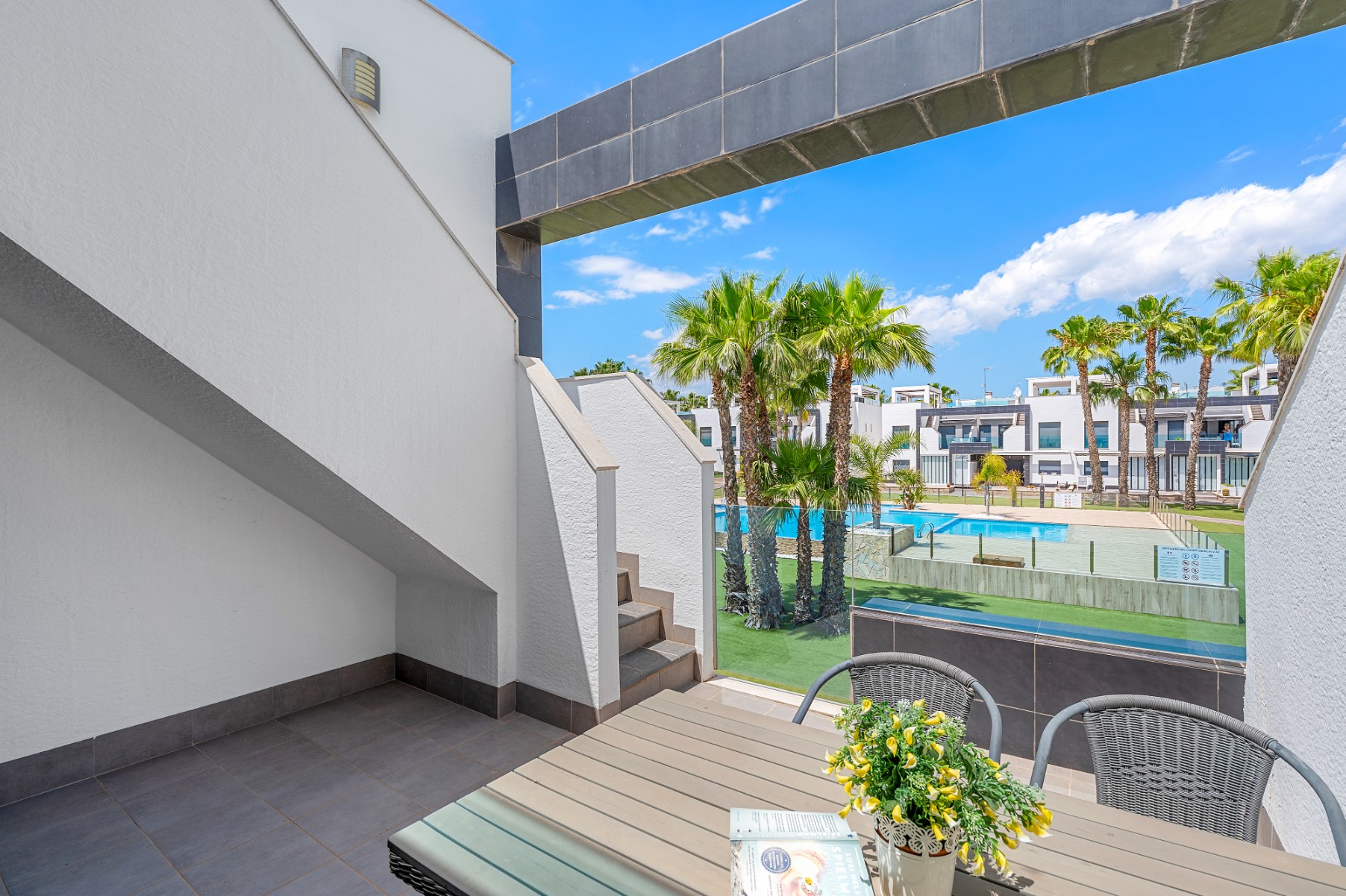 For sale - 2 Bedroom 2 Bathroom Apartment in Orihuela Costa - La Zenia  - Alicante