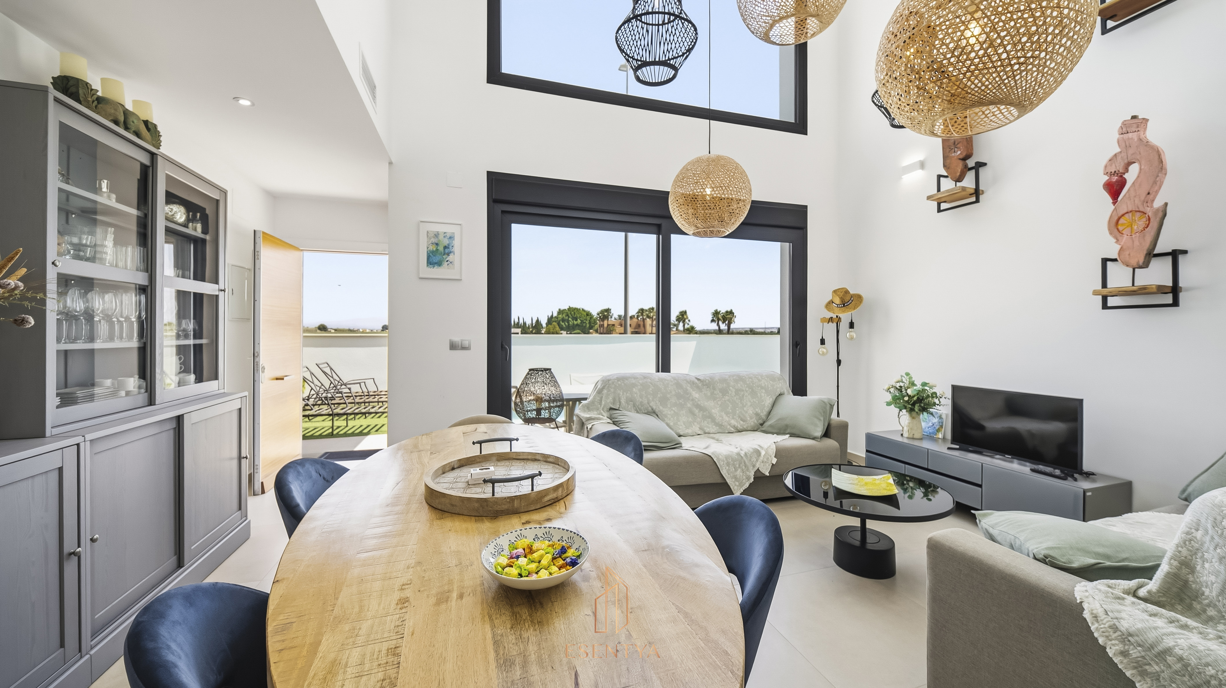 For sale - 3 Bedroom 3 Bathroom Villa in Daya Vieja -  - Alicante