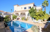 78-82/78656, 6 Bedroom 3 Bathroom Villa in Villamartín